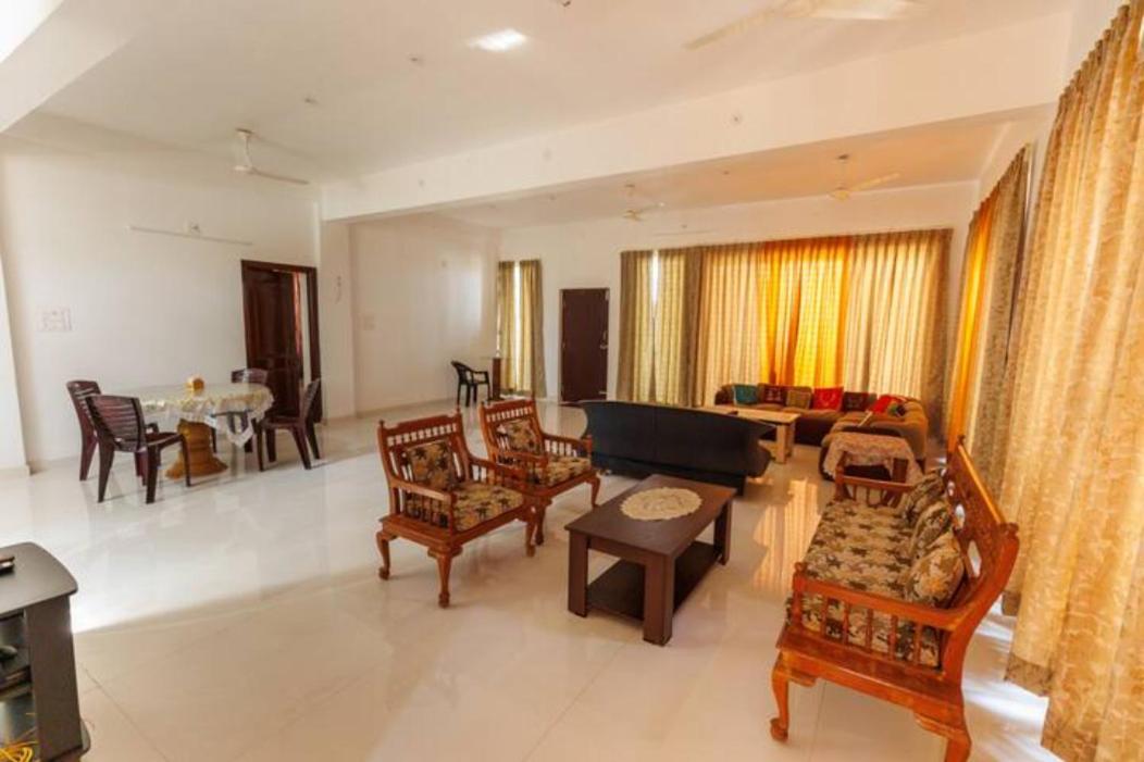 Gintara Beach Homestay By Evaddo Kalyānpur Extérieur photo