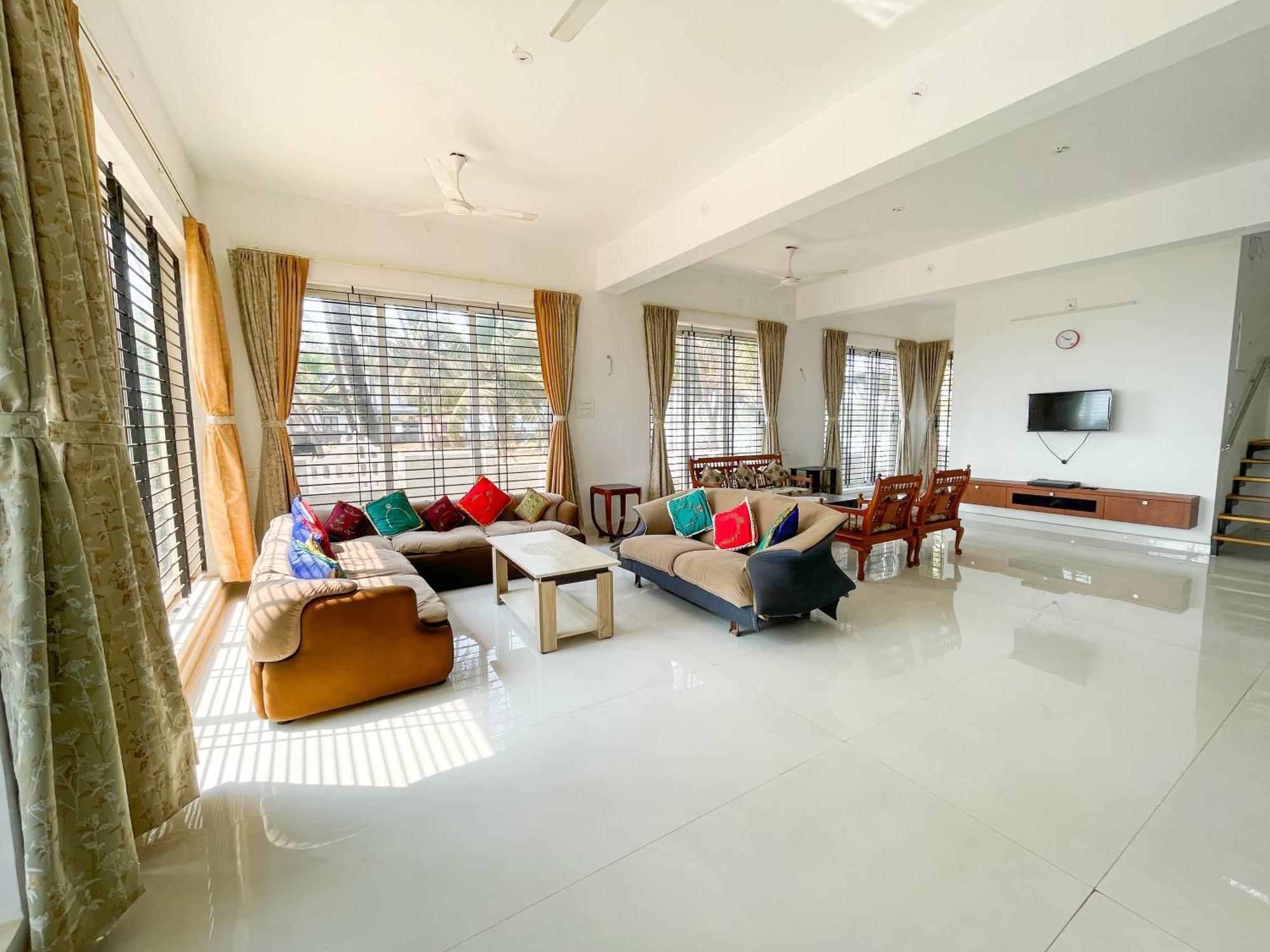 Gintara Beach Homestay By Evaddo Kalyānpur Extérieur photo