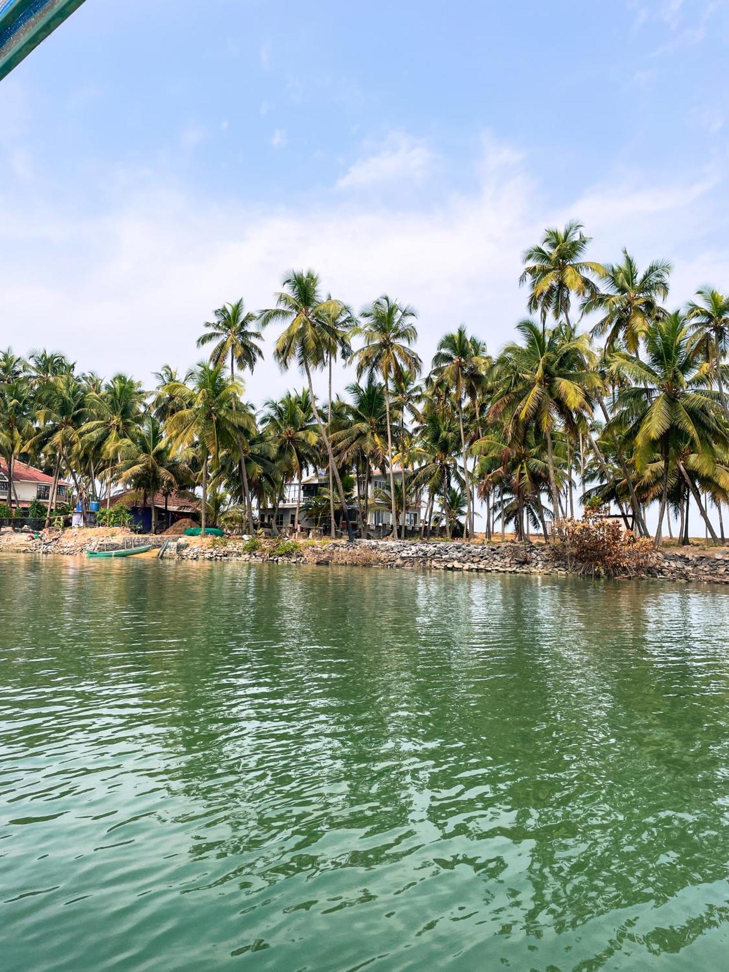 Gintara Beach Homestay By Evaddo Kalyānpur Extérieur photo